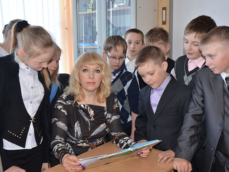 Любознательные пятиклассники задают вопросы Татьяне Алексеевне Голуновой