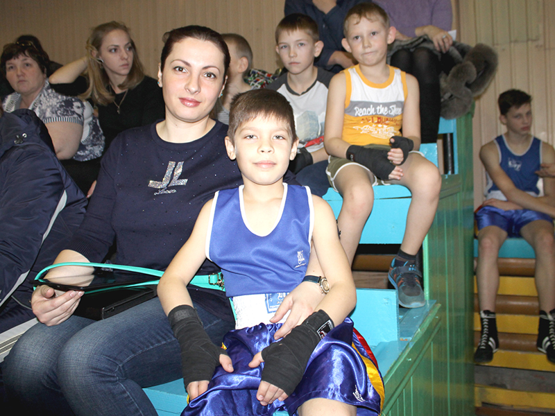 Елена Козлова пришла поддержать сына Илью