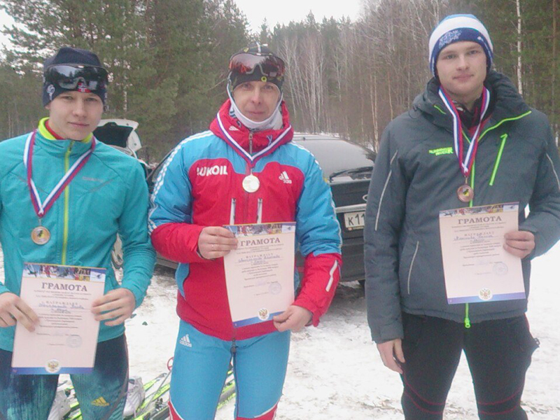Три медали в начале сезона завоевали каслинские лыжники
