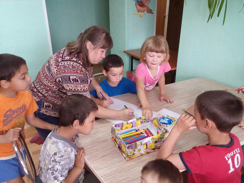 Воспитанники каслинского детского дома не скучают на каникулах