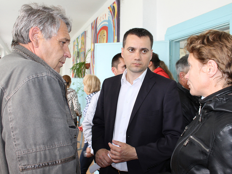 Глава района на встрече с жителями поселка Береговой