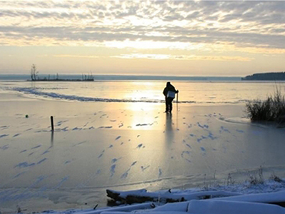 Гражданская защита Каслинского района предупреждает: осенний лед таит опасность