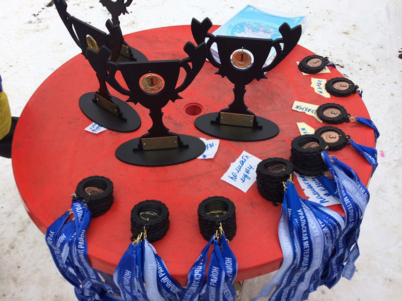 Награды для призёров и победителей спартакиады выполнены из каслинского литья