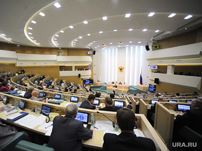 Госдума и Совет Федерации предпринимают очередную попытку разработать кодекс этики Фото: Антон Белицкий © URA.RU