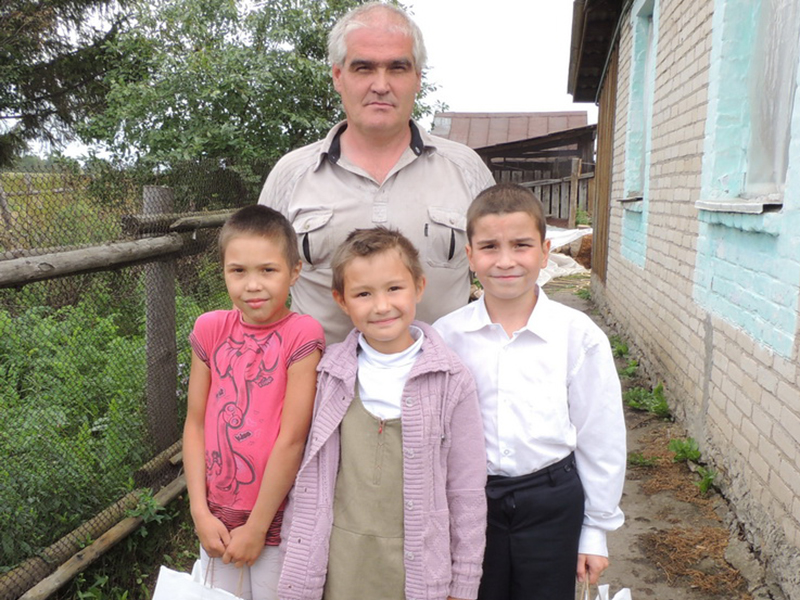  Многодетная семья Левиных из села Юшково