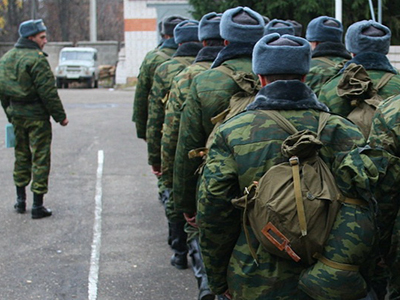 Военкомат направит в армию 40 человек из города Касли и Каслинского района