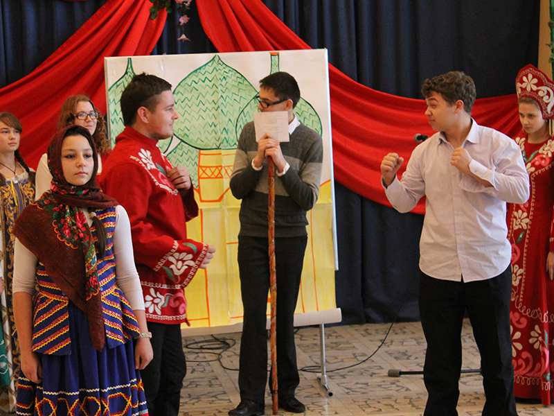 Ученики села Шабурово ставят сказку