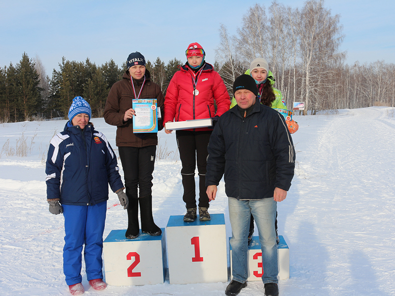 Юлия Ижбердина, каслинская лыжница, заняла первое место в своей возрастной группе