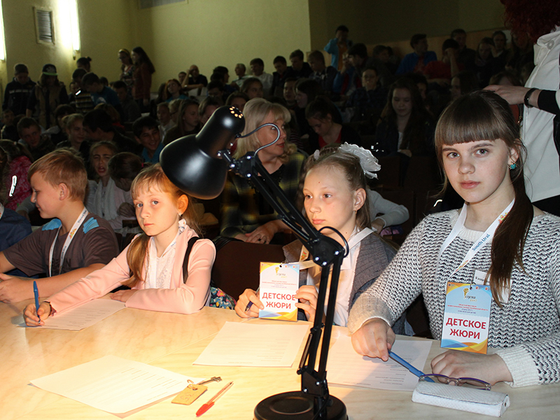 Детское жюри конкурса в Каслях