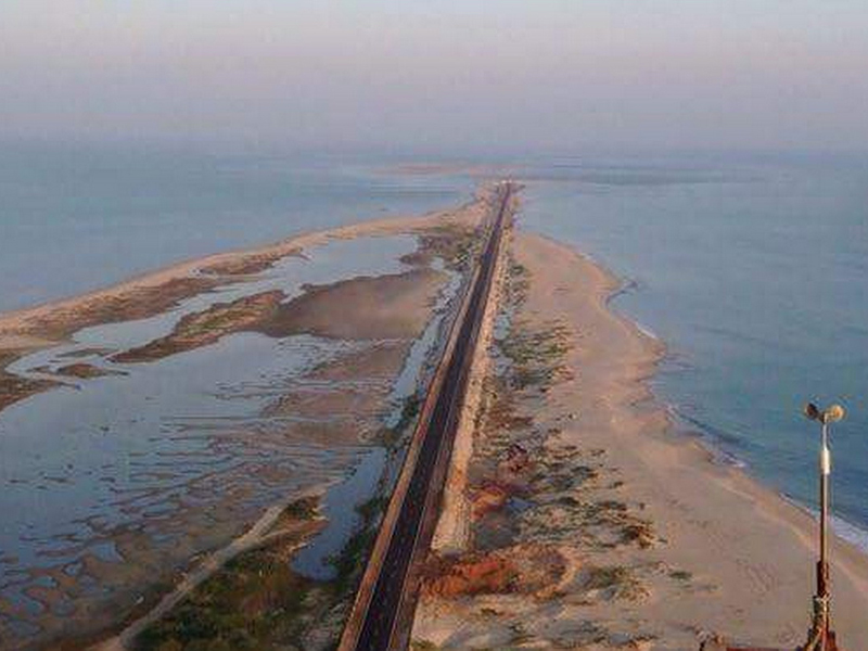 Мост Рамы соединяет Индию со Шри-Ланкой