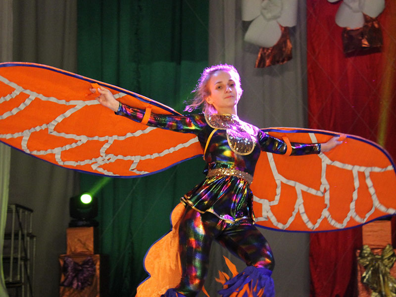 Виктория Котова в хореографической композиции «Свободная птица»